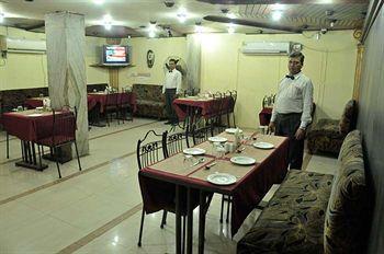Hotel Heera International Kolkata Exterior photo